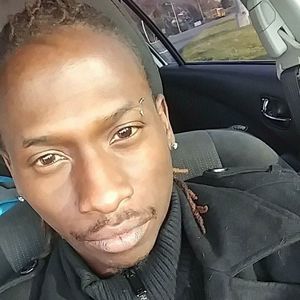 Meet your Posher, Devin